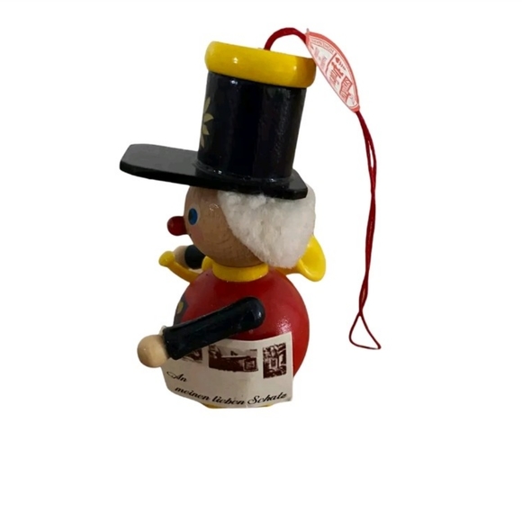 GERMAN HANDCRAFTED CHRISTMAS ORNAMENT - Picture 4 of 4